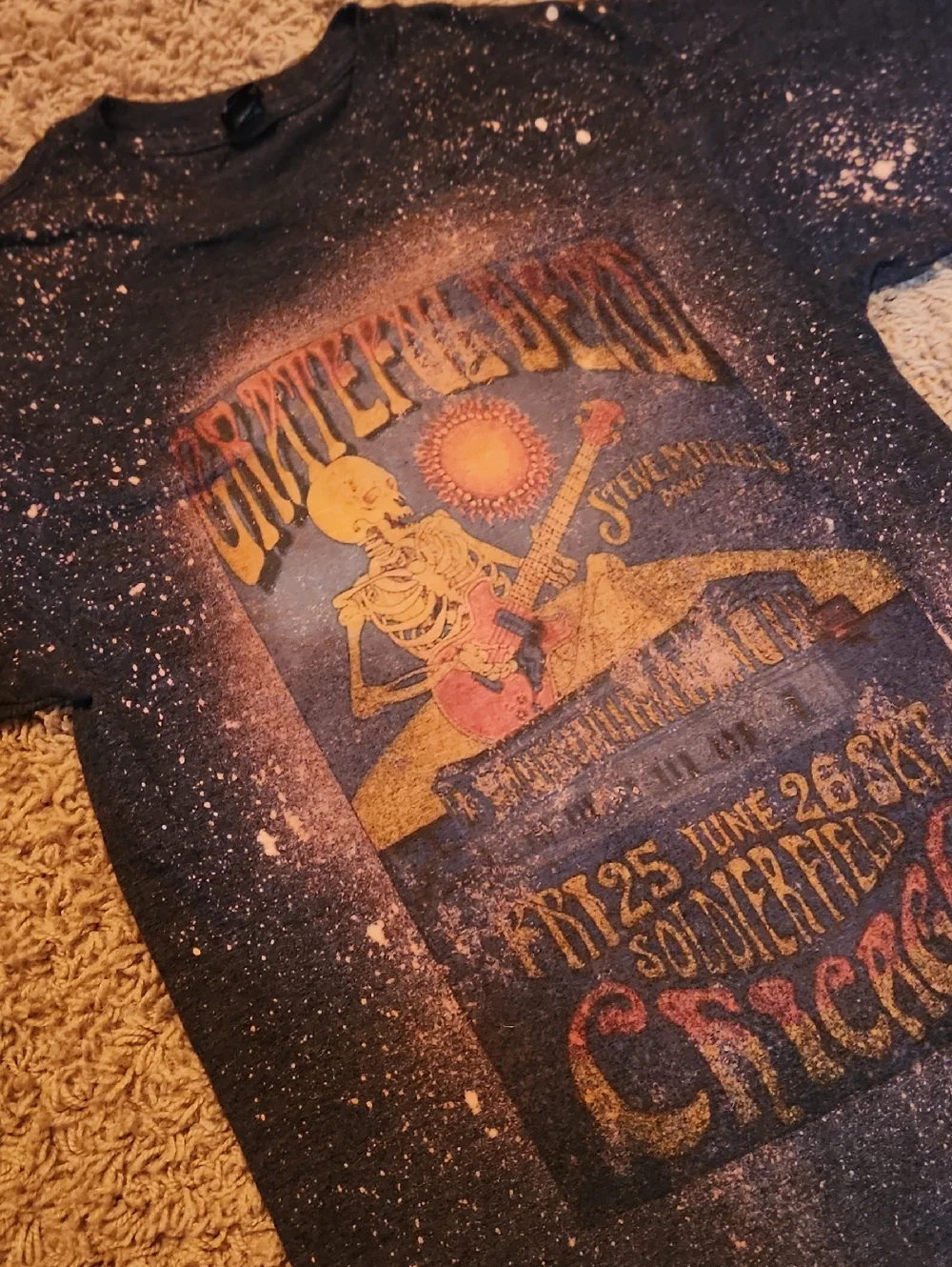 Grateful Dead Chicago Concert Graphic Tee - Black with Bleach Splatter Womans XS - Picture 6 of 7